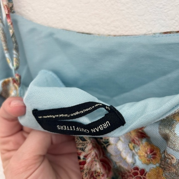 Urban Outfitters Women’s Mini Dress Sateen Floral Small - Picture 7 of 8